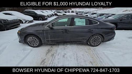 2025 Hyundai SONATA Hybrid SE