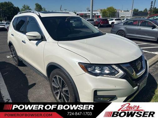 Pearl White 2018 Nissan Rogue SL