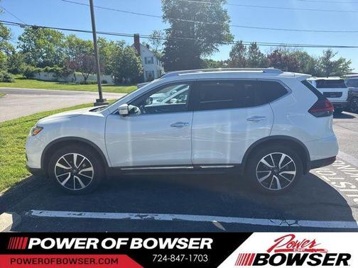 Pearl White 2018 Nissan Rogue SL