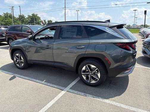 Amazon Gray 2026 Hyundai TUCSON Hybrid SEL