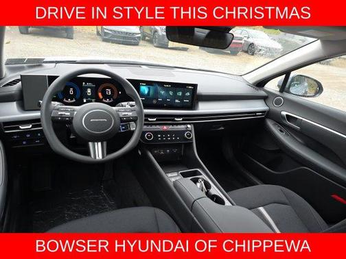 2026 Hyundai SONATA Hybrid Base