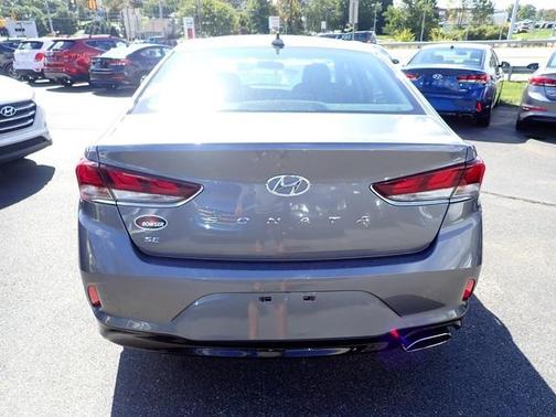 2018 Hyundai SONATA SE
