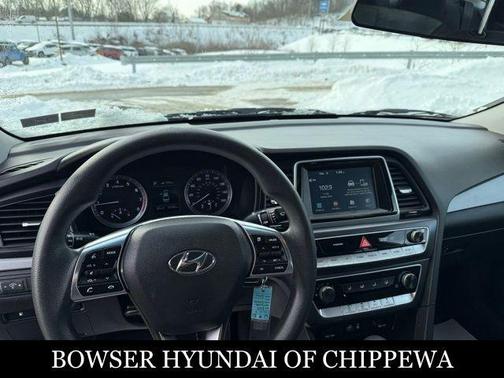 2018 Hyundai SONATA SE