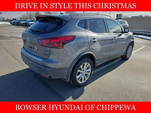 2017 Nissan Rogue Sport SV