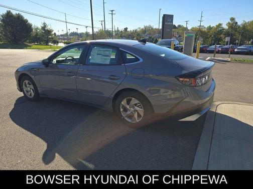 2026 Hyundai SONATA SE