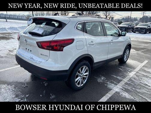 2018 Nissan Rogue Sport SV