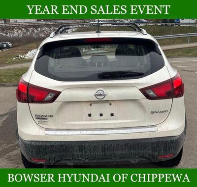 2018 Nissan Rogue Sport SV