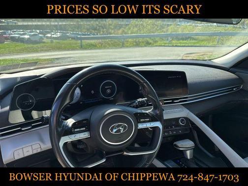 2023 Hyundai ELANTRA Limited