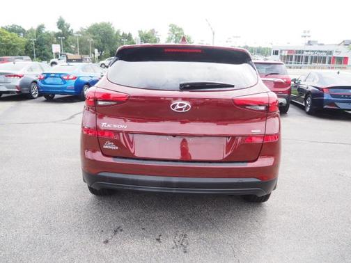 2019 Hyundai TUCSON SE