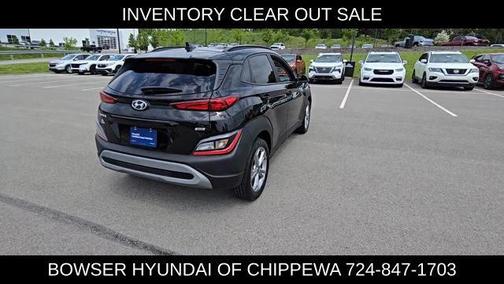 2023 Hyundai KONA SEL