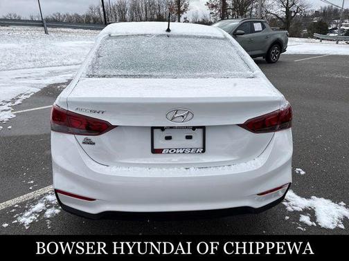 2022 Hyundai Accent SE