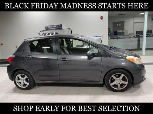 2012 Toyota Yaris LE