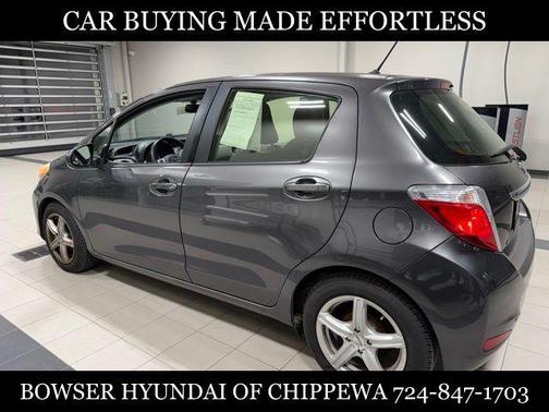 2012 Toyota Yaris LE