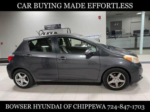 2012 Toyota Yaris LE