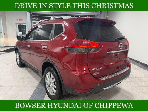 2018 Nissan Rogue SV