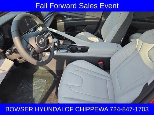2025 Hyundai ELANTRA Limited