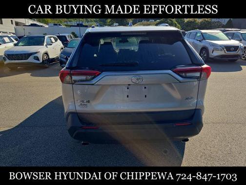 2021 Toyota RAV4 XLE