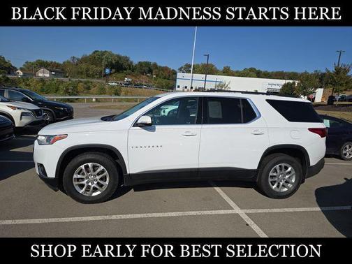 2021 Chevrolet Traverse LT Cloth