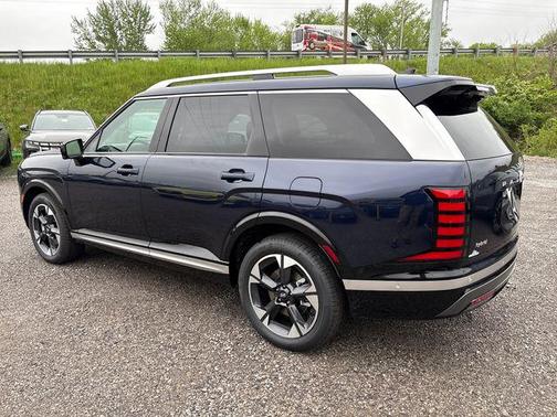 Pacific Sapphire 2026 Hyundai Palisade Hybrid Limited