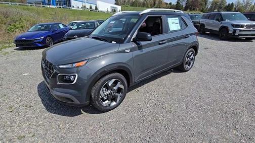 Ecotronic Gray w/Black Roof 2025 Hyundai VENUE Limited