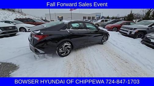2025 Hyundai ELANTRA SEL