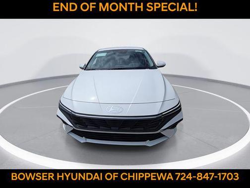 2025 Hyundai ELANTRA SE