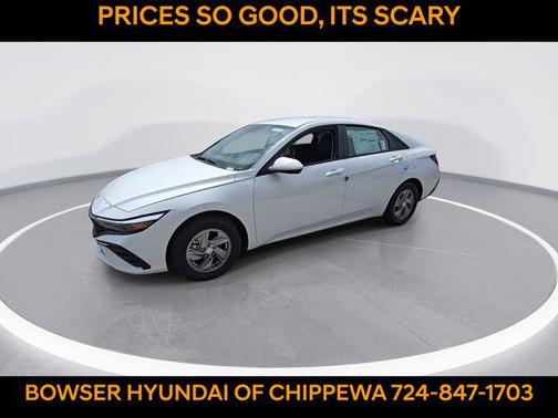 2025 Hyundai ELANTRA SE