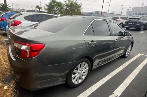 2012 Toyota Camry Hybrid XLE