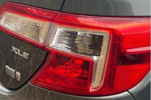 2012 Toyota Camry Hybrid XLE