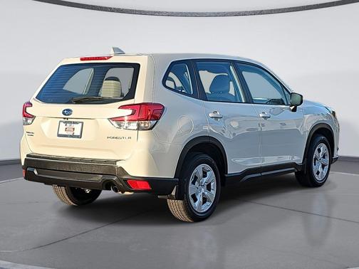 2023 Subaru Forester Base