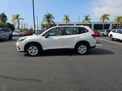 2023 Subaru Forester Base