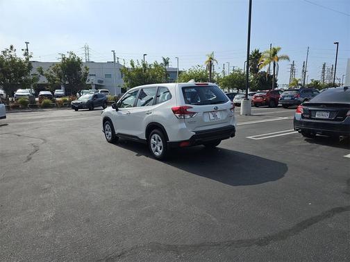 2023 Subaru Forester Base