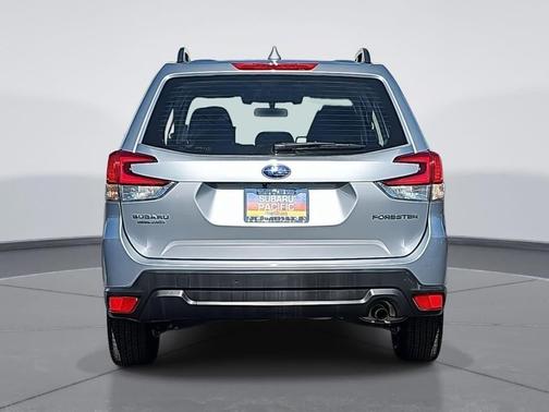 2020 Subaru Forester Base
