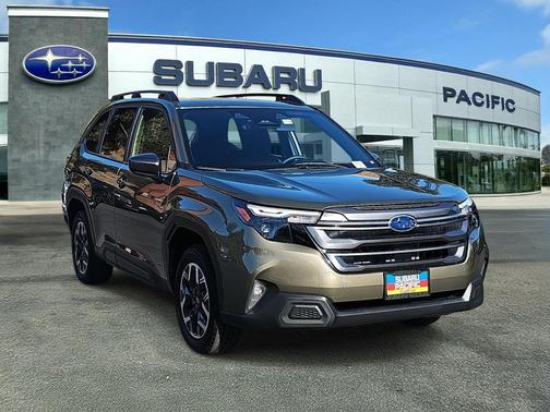 2025 Subaru Forester Premium