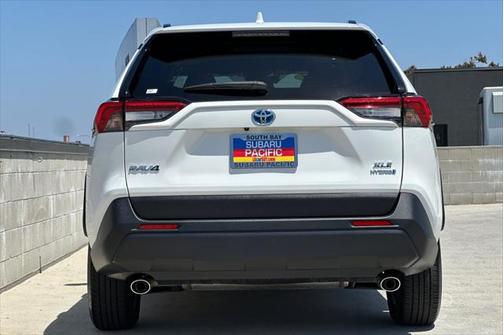 2024 Toyota RAV4 Hybrid XLE