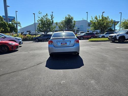 2015 Subaru Impreza 2.0i