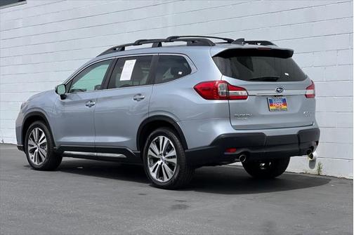 2022 Subaru Ascent Limited 8-Passenger