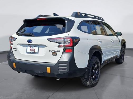 Crystal White Pearl 2024 Subaru Outback Wilderness