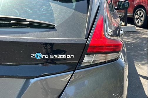 2018 Nissan Leaf S