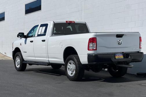 2022 RAM 3500 Tradesman Crew Cab 4x4 8' Box