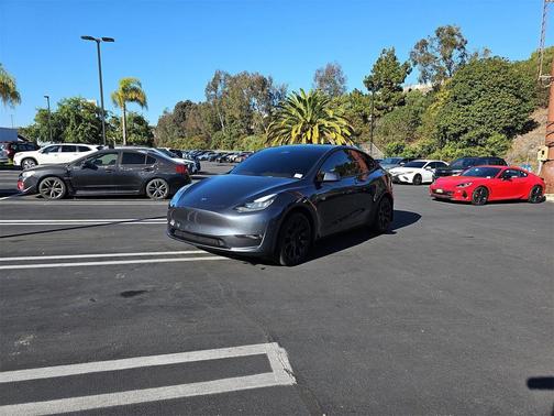 2021 Tesla Model Y Long Range Dual Motor All-Wheel Drive