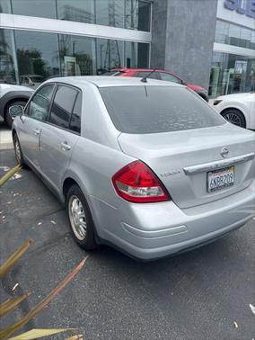 2009 Nissan Versa 1.8 S