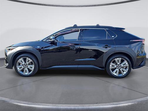2023 Subaru Solterra Touring