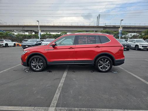 2024 Volkswagen Tiguan 2.0T SE