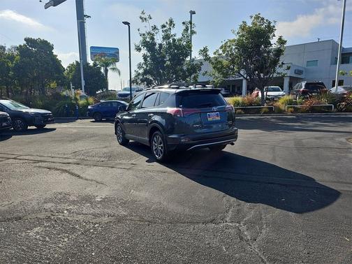 2017 Toyota RAV4 Hybrid Limited