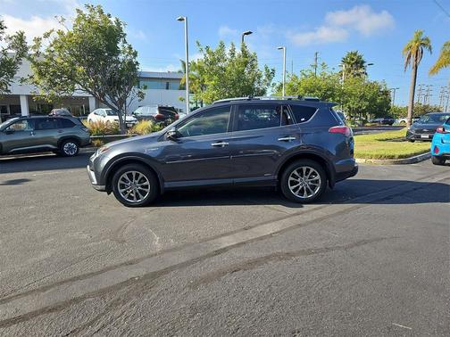2017 Toyota RAV4 Hybrid Limited