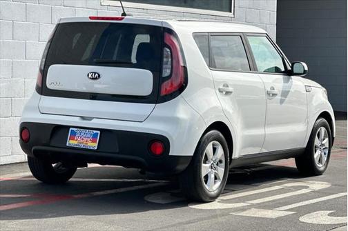 2017 Kia Soul Base