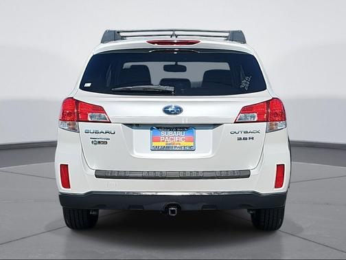 2011 Subaru Outback 3.6 R Limited