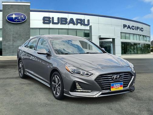2018 Hyundai SONATA Hybrid Limited