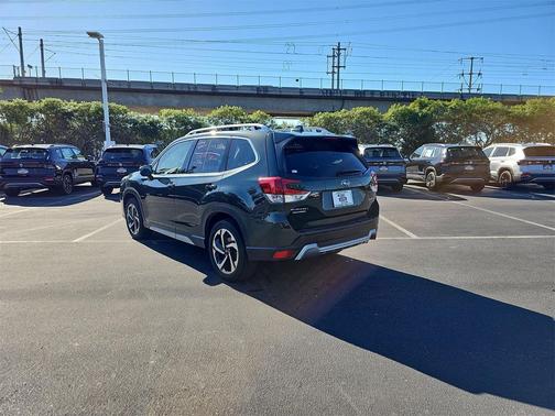 2023 Subaru Forester Touring